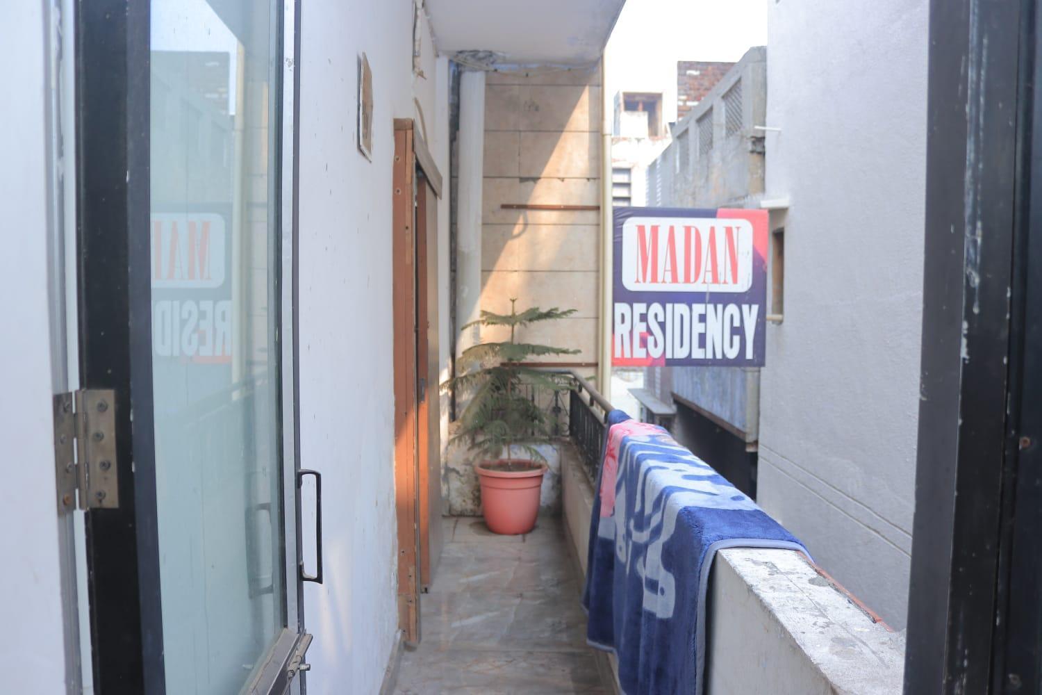 Madan Residency , Amritsar酒店 外观 照片